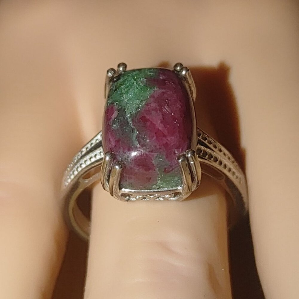 Sterling Silver Glowing Ruby Zoisite Vivid Green Gemstone Ring Size 9 QVC 925